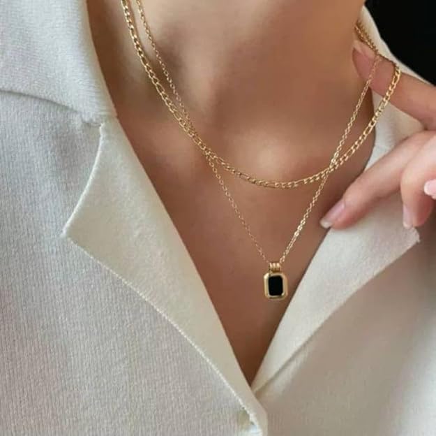 Gold-Plated Artisan Double Chain Necklace with Sophisticated Black Onyx Pendant Versatile and Hypoallergenic Jewellery for Every Occasion Crafted for Durability and Style