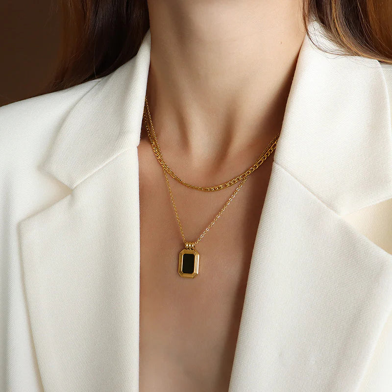 Gold-Plated Artisan Double Chain Necklace with Sophisticated Black Onyx Pendant Versatile and Hypoallergenic Jewellery for Every Occasion Crafted for Durability and Style