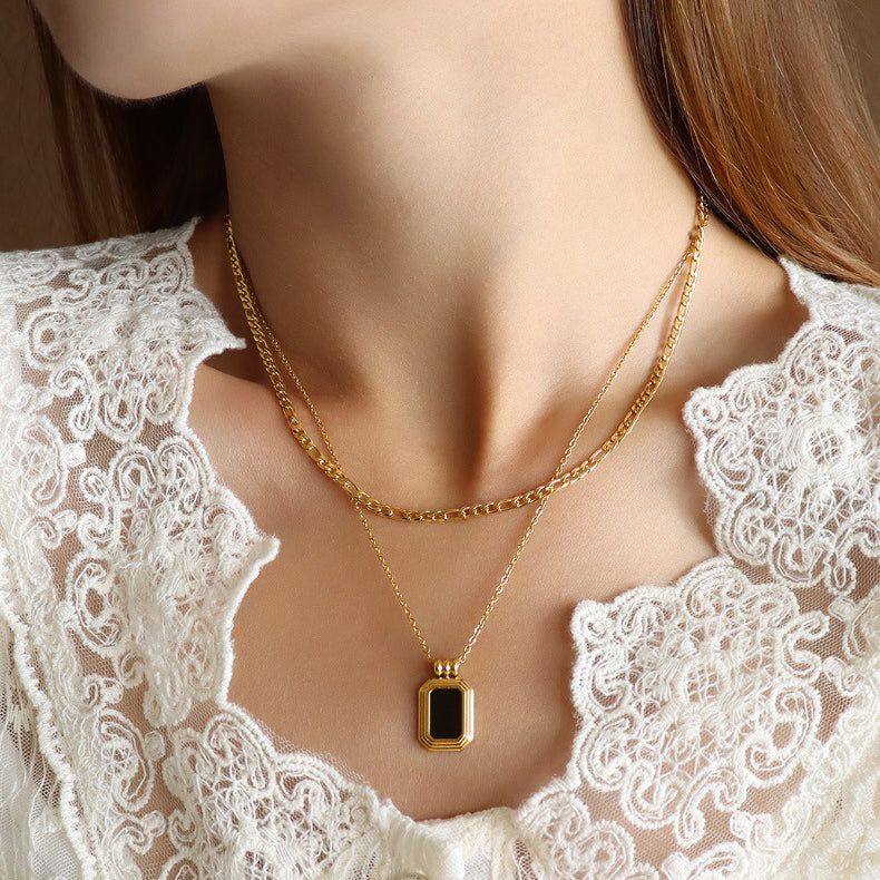 Gold-Plated Artisan Double Chain Necklace with Sophisticated Black Onyx Pendant Versatile and Hypoallergenic Jewellery for Every Occasion Crafted for Durability and Style