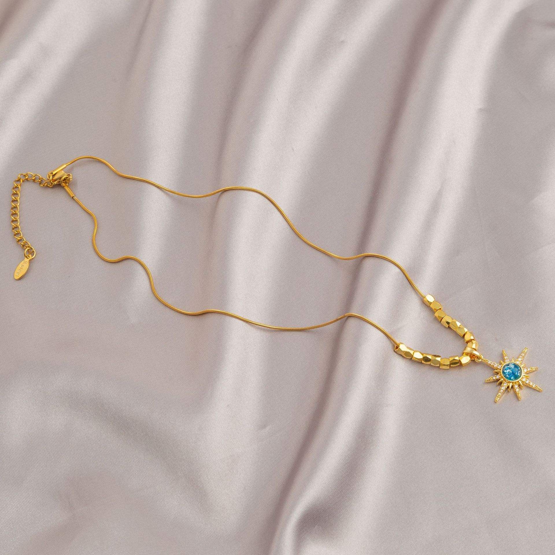 Royal Sunshine Necklace (18K Gold Plated Titanium Steel)